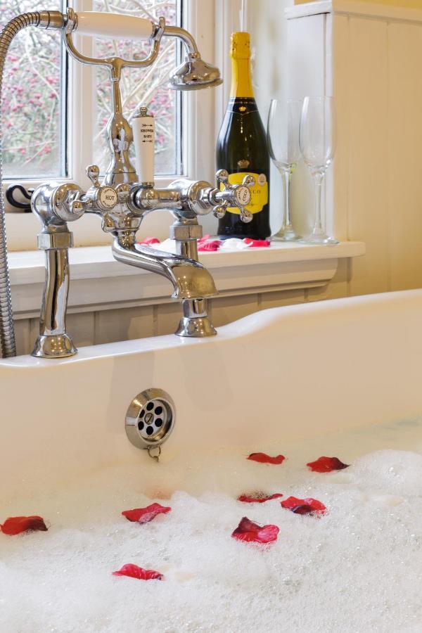 Lavender Cottage Thorndon Екстериор снимка